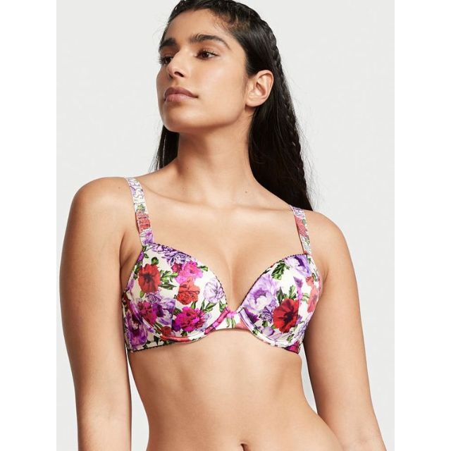 Victoria's Secret(ヴィクトリアズシークレット)のヴィクトリアズシークレット ブラ32B＆チッキパンティS ブラショーツセット レディースの下着/アンダーウェア(ブラ&ショーツセット)の商品写真