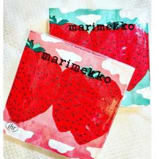 マリメッコ(marimekko)のマリメッコ　ランチナプキン 3枚×2種6枚セット　マンシッカヴォレット(テーブル用品)