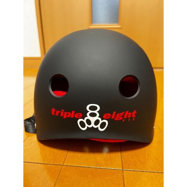 【値下げ】トリプルエイト(Triple8)ヘルメット(XXLサイズ) スポーツ/アウトドアのスポーツ/アウトドア その他(スケートボード)の商品写真