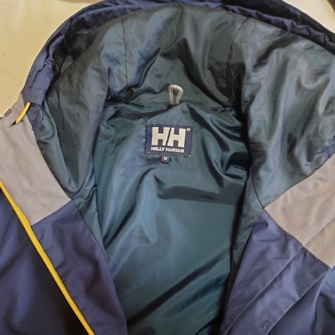 HELLY HANSEN(ヘリーハンセン)のHELLY HANSEN　ヘリーハンセン　マウンテンパーカー メンズのジャケット/アウター(マウンテンパーカー)の商品写真