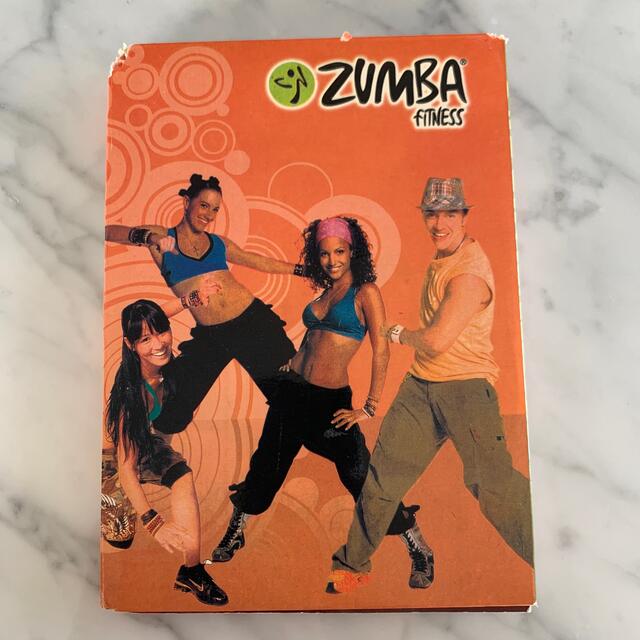 ZUMBA ズンバフィットネス　4枚組 エンタメ/ホビーのDVD/ブルーレイ(スポーツ/フィットネス)の商品写真