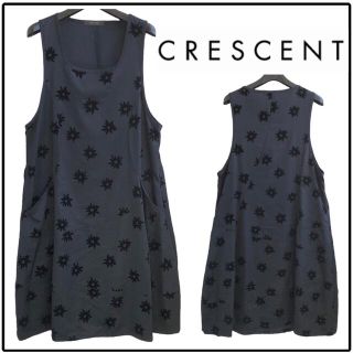 クレッシェント(CRESCENT)の【美品】CRESCENT クレッシェント　ワンピース　花柄　ひざ丈(ひざ丈ワンピース)