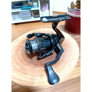 ヴァンキッシュ(VANQUISH)のSHIMANO 19ヴァンキッシュ　C2500SXG(リール)