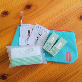 クリニーク(CLINIQUE)のCLINIQUE　クリニーク化粧品ポーチ　コットン(サンプル/トライアルキット)