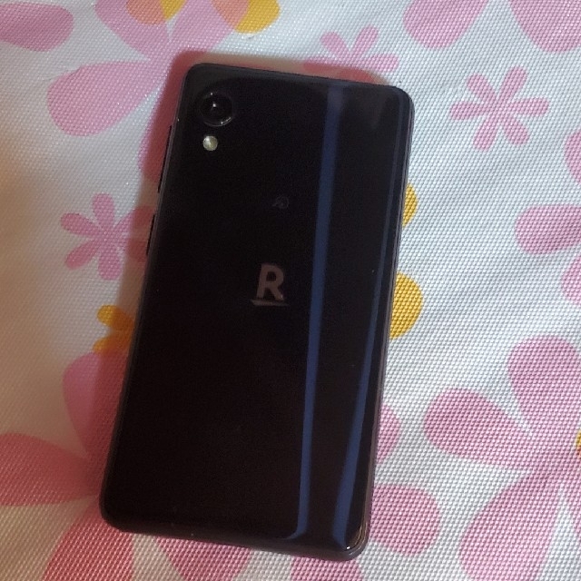 Rakuten(ラクテン)のrakuten mini   黒 本体のみ スマホ/家電/カメラのスマートフォン/携帯電話(スマートフォン本体)の商品写真