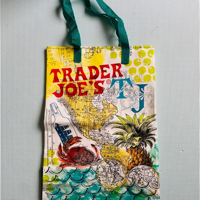 トレーダージョーズ TRADER JOE'S エコバッグ  レディースのバッグ(エコバッグ)の商品写真