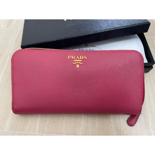 PRADA(プラダ)の値下げ中！⭐︎PRADA 長財布　プラダ　サフィアーノ⭐︎ レディースのファッション小物(財布)の商品写真