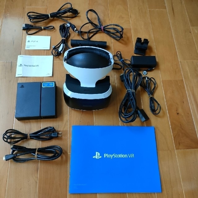 PlayStation VR(プレイステーションヴィーアール)のプレイステーションVR  ＣＵＨ-ＺＶＲ１ エンタメ/ホビーのゲームソフト/ゲーム機本体(その他)の商品写真