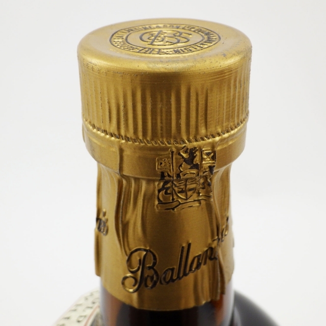 バランタイン 30年 ベリーオールド 43％ 750ml 未開栓 木箱付き ウイスキー Ballantine's 古酒 お酒【送料無料】 3