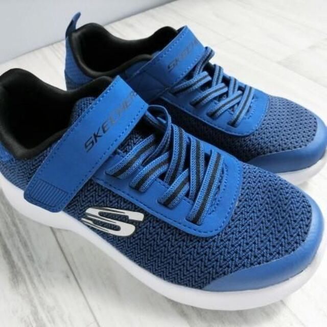 SKECHERS(スケッチャーズ)の訳あり スケッチャーズ 左18cm 右19cm メッシュスニーカー ブラック キッズ/ベビー/マタニティのキッズ靴/シューズ(15cm~)(スニーカー)の商品写真