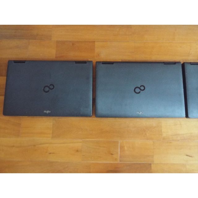 LIFEBOOK A572 /E３台とA572 /FX１台の４台セット