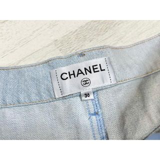 CHANEL シャネル ライトブルーデニムショートパンツ 36 水色 金馬ボタン-