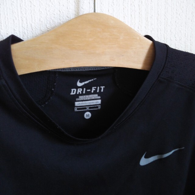 NIKE(ナイキ)のNIKEのDRIFIT  Tシャツ  M（150相当） キッズ/ベビー/マタニティのキッズ服男の子用(90cm~)(Tシャツ/カットソー)の商品写真