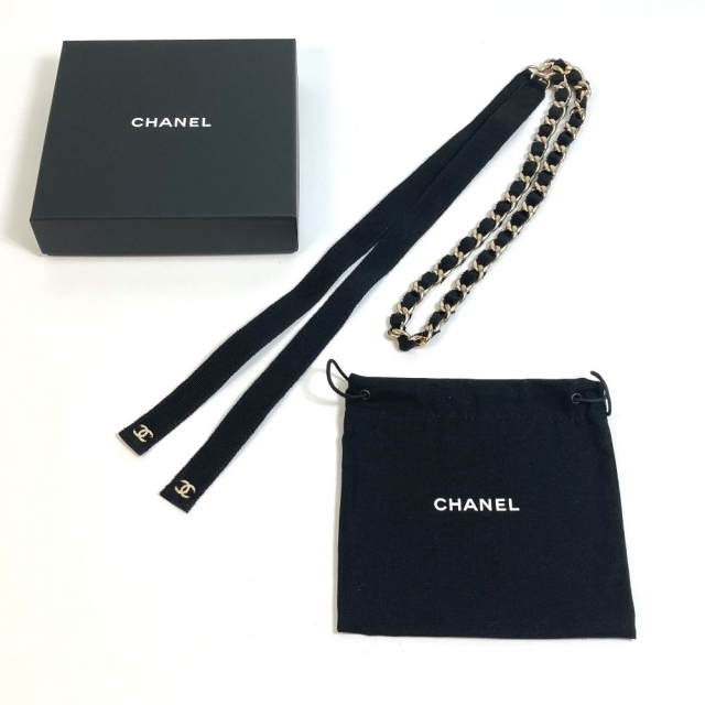 CHANEL(シャネル)のシャネル CHANEL チェーンベルト リボン CC ココマーク ファッション小物 ベルト ファブリック ブラック 美品 レディースのファッション小物(ベルト)の商品写真