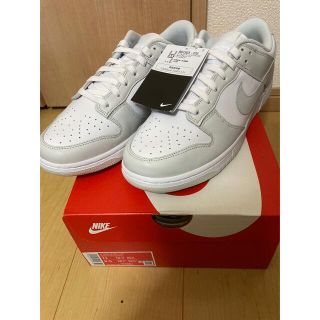 ナイキ(NIKE)の【新品未使用】NIKE WMNS DUNK LOW PHOTON DUST 28(スニーカー)