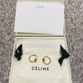 セリーヌ(celine)の【CELINE】セリーヌ  スモールノットピアス ゴールド(ピアス)