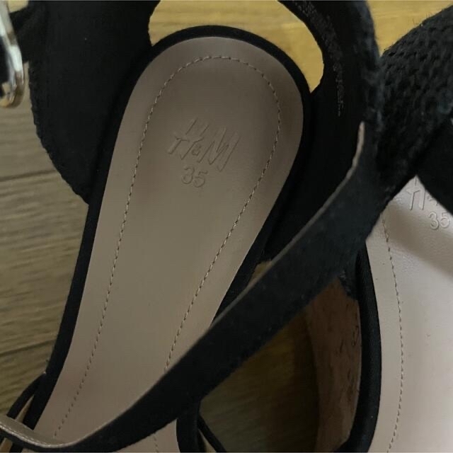 H&M(エイチアンドエム)のH&M ウエッジソールサンダル レディースの靴/シューズ(サンダル)の商品写真