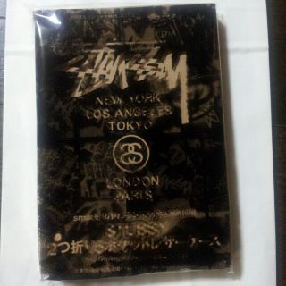 ステューシー(STUSSY)のstussy 二つ折りレザー財布(財布)