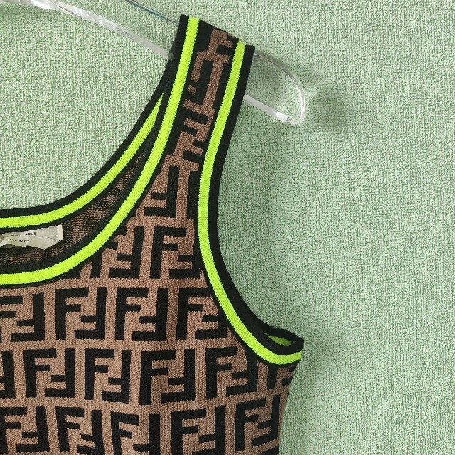 値下❣️【タグ付き】FENDI フェンディ タンクトップ 44(L) イタリア製