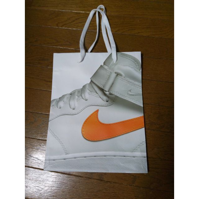 NIKE(ナイキ)のＮＩＫＥ ショップ袋 レディースのバッグ(ショップ袋)の商品写真