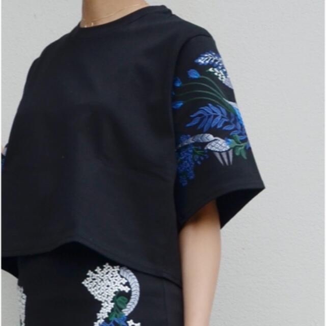 mame kurogouchi 刺繍トップス黒size2