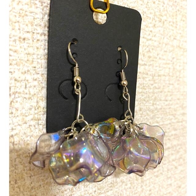 花びら　ピアス　ドロップピアス　ウェディング　ハンドメイド　ブライダル ハンドメイドのアクセサリー(ピアス)の商品写真