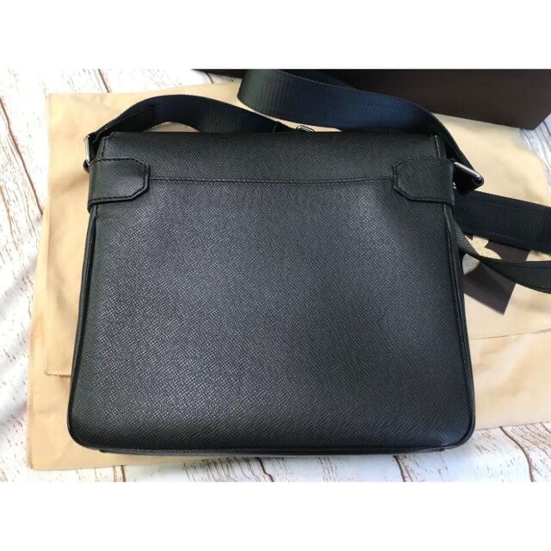 ルイヴィトン タイガ ロマン ショルダーバッグ M32852