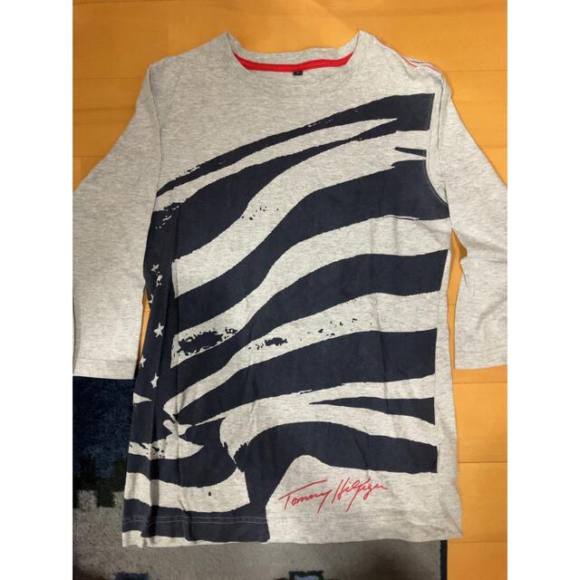 TOMMY HILFIGER(トミーヒルフィガー)の値下げ　TOMMY HILFIGER トミーヒルフィガー Tシャツ　ロゴ　七部袖 メンズのトップス(Tシャツ/カットソー(七分/長袖))の商品写真