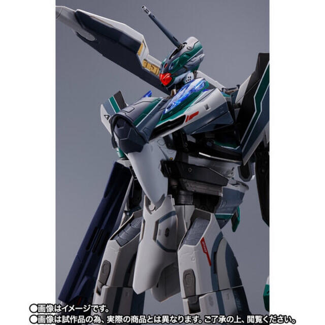 BANDAI(バンダイ)のDX超合金 劇場版 VF-31AX カイロスプラス(ボーグ機) マクロス エンタメ/ホビーのフィギュア(アニメ/ゲーム)の商品写真