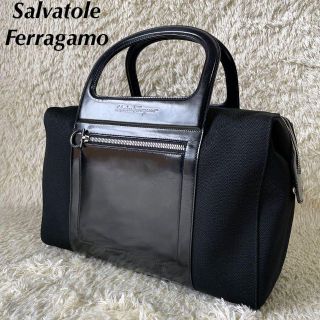 サルヴァトーレフェラガモ(Salvatore Ferragamo)の【Ferragamo】ミニボストン　ロゴ型押し　ガンチーニ　レザー×キャンバス(ハンドバッグ)