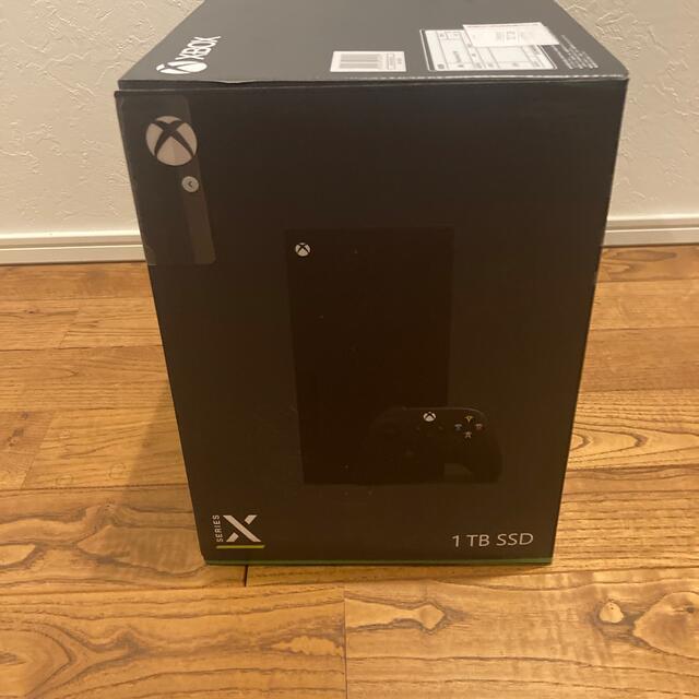 Xbox(エックスボックス)の新品　未使用　Microsoft Xbox Series X エンタメ/ホビーのゲームソフト/ゲーム機本体(家庭用ゲーム機本体)の商品写真