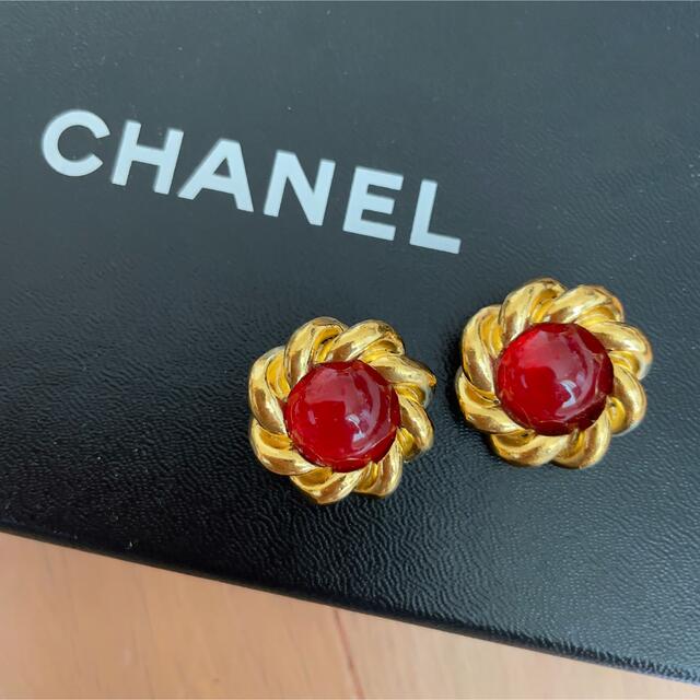 希少】CHANEL シャネル イヤリング グリポア レッドカラーストーン