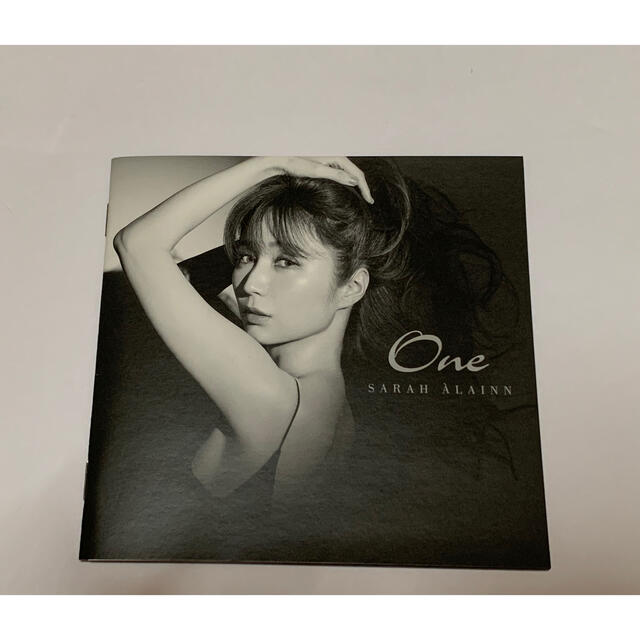 SARAH ALAINN 「One」ポストカード付き エンタメ/ホビーのCD(ワールドミュージック)の商品写真