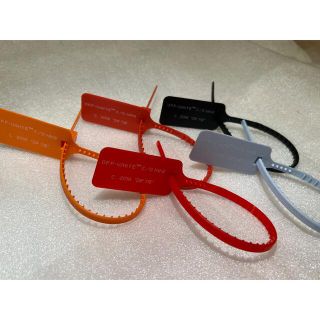 オフホワイト(OFF-WHITE)のOFF-WHITE NIKE "ZIP TIE" カスタムスニーカー用 青タグ(スニーカー)