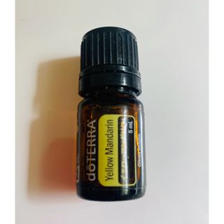 ドテラ(doTERRA)のドテラ　イエローマンダリン5ml 精油(エッセンシャルオイル（精油）)