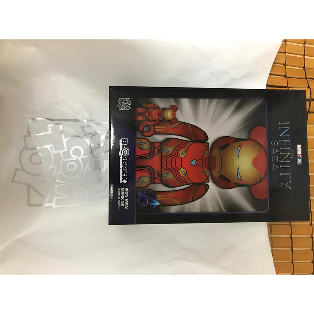 BE@RBRICK(ベアブリック)のBE@RBRICK IRON MAN MARK 50 100％ & 400％ エンタメ/ホビーのフィギュア(その他)の商品写真