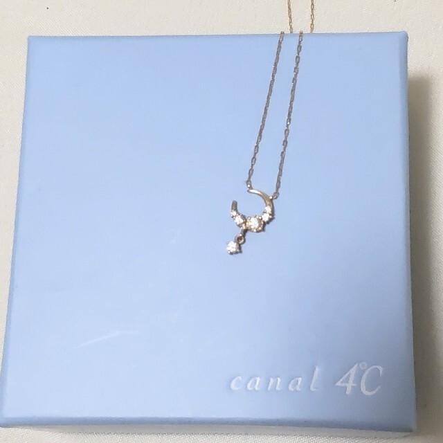 canal４℃(カナルヨンドシー)のカナル４℃ canal ネックレス 月 ムーン K10 レディースのアクセサリー(ネックレス)の商品写真