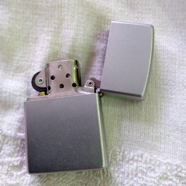 ZIPPO(ジッポー)のジッポ 自由の女神 2000年 ZIPPO 未使用 メンズのファッション小物(タバコグッズ)の商品写真