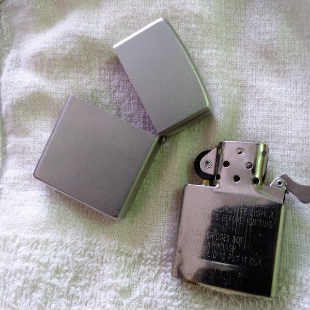 ZIPPO(ジッポー)のジッポ 自由の女神 2000年 ZIPPO 未使用 メンズのファッション小物(タバコグッズ)の商品写真