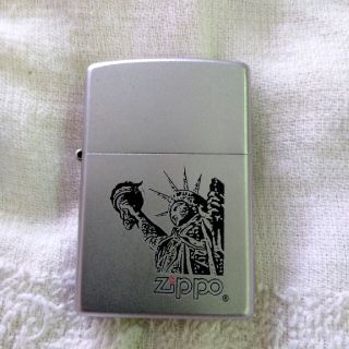 ジッポー(ZIPPO)のジッポ 自由の女神 2000年 ZIPPO 未使用(タバコグッズ)