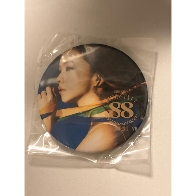 安室奈美恵　Hero マグネット エンタメ/ホビーのタレントグッズ(ミュージシャン)の商品写真