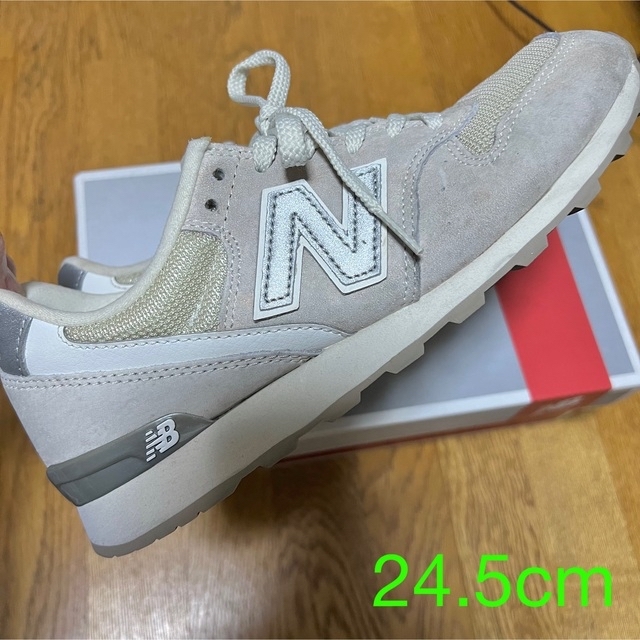 New Balance(ニューバランス)の【専用】New Balance WR996 レディースの靴/シューズ(スニーカー)の商品写真