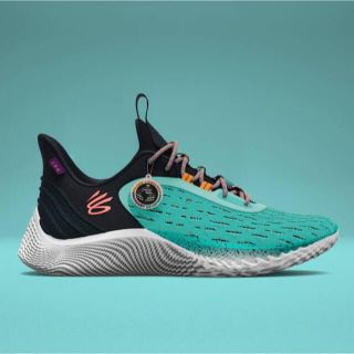 アンダーアーマー(UNDER ARMOUR)のcurry9(スニーカー)