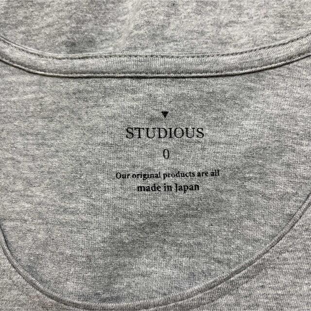 STUDIOUS(ステュディオス)のSTUDIOUS Tシャツ　グレー メンズのトップス(Tシャツ/カットソー(半袖/袖なし))の商品写真