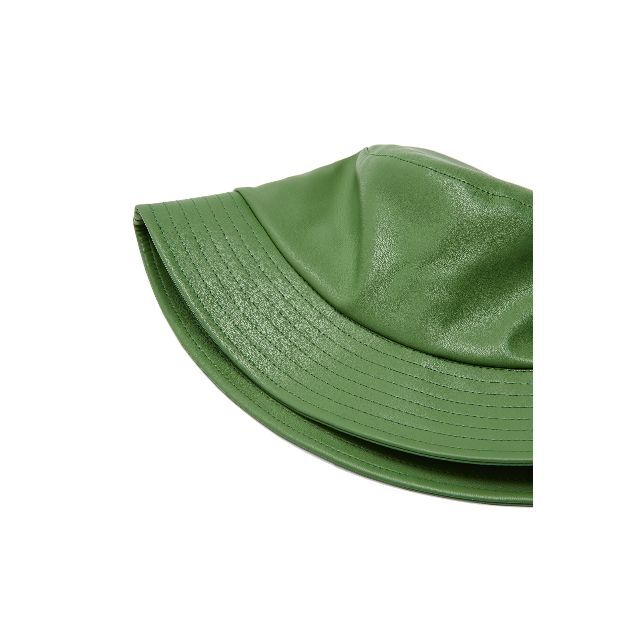 ZARA(ザラ)のZARA MAN フェイクレザー バケットハット グリーン メンズの帽子(ハット)の商品写真