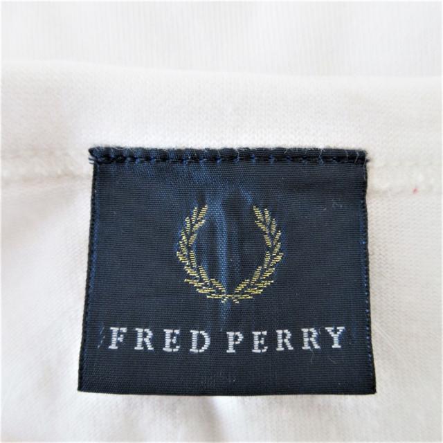 超激得正規品】 FRED PERRY フレッドペリー 半袖Tシャツ サイズL -の通販 by ブランディア｜フレッドペリーならラクマ 