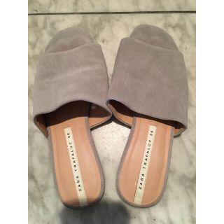 ザラ(ZARA)のZARA フラットミュール(ミュール)