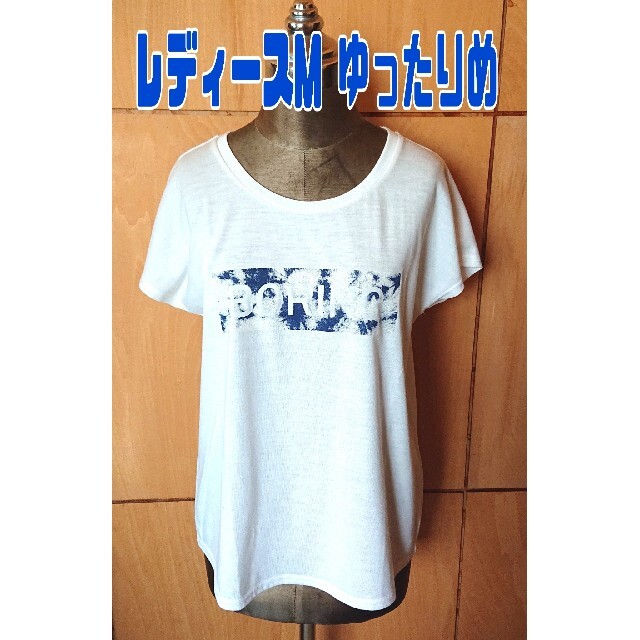 レディースTシャツ M プリントあり ホワイト 白 ゆったり レディースのトップス(Tシャツ(半袖/袖なし))の商品写真