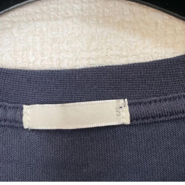 GU(ジーユー)のGU ジーユー　メンズ　半袖Tシャツ　 Sサイズ　英字ロゴ　ネイビー メンズのトップス(Tシャツ/カットソー(半袖/袖なし))の商品写真