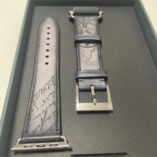 Berluti - ベルルッティ BERLUTI アップルウォッチ ベルト 44mmの通販